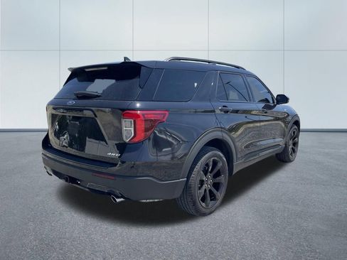Used 2023 Ford Explorer ST-Line w/ Class IV Trailer Tow Package AWD/4WD image 5