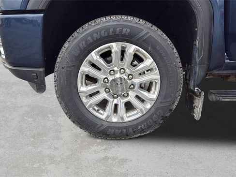 Used 2022 GMC Sierra 3500 Denali image 38