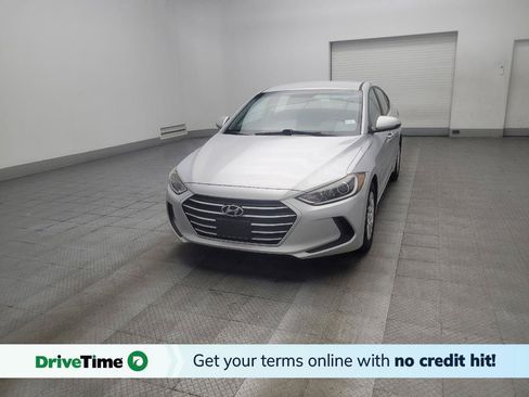 Used 2017 Hyundai Elantra SE w/ Cargo Package FWD image 1