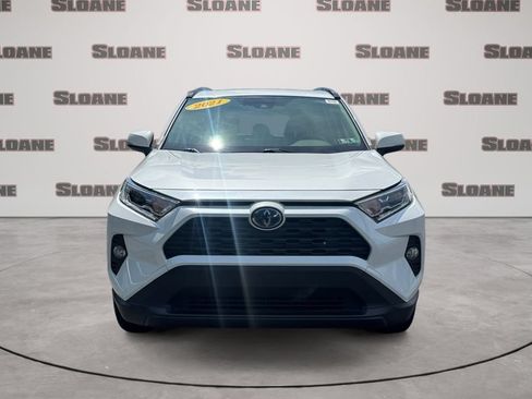 Used 2021 Toyota RAV4 XLE Premium AWD/4WD image 8