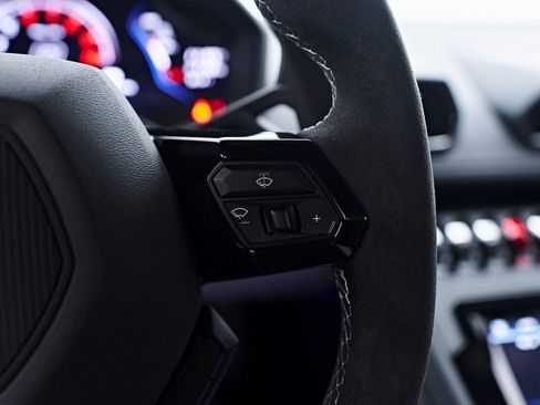 Used 2023 Lamborghini Huracan EVO image 64