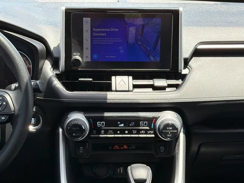 Used 2023 Toyota RAV4 XLE w/ Convenience Package FWD image 13
