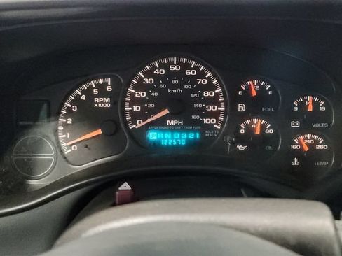 Used 2000 Chevrolet Silverado 2500 LS RWD image 26