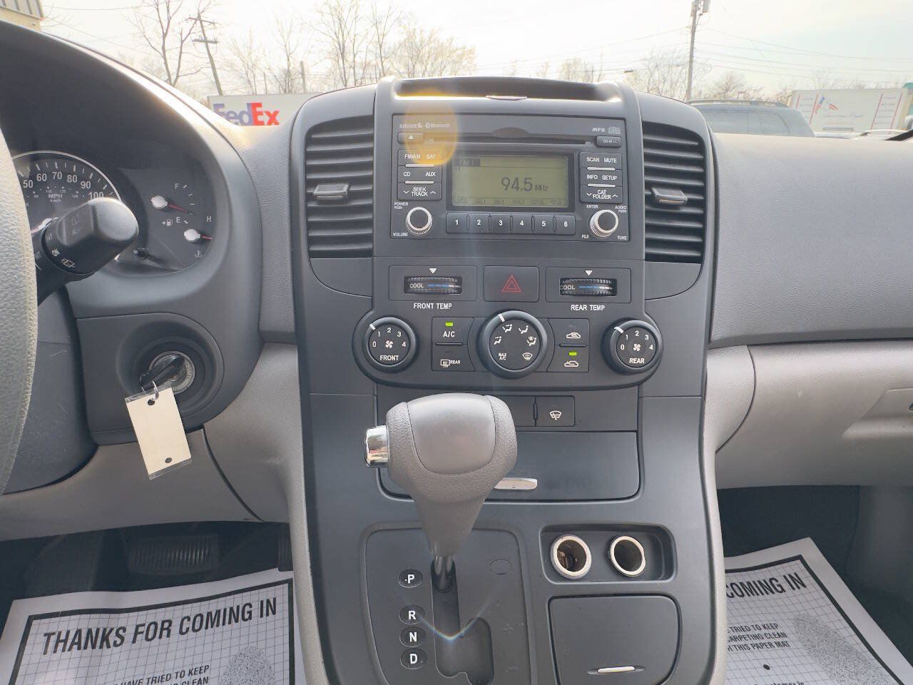 Used 2012 Kia Sedona LX w/ PWR Pkg FWD image 18