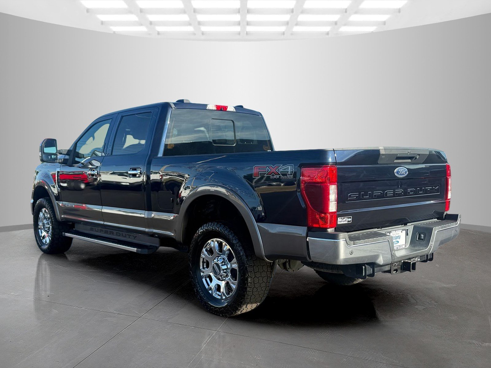 Used 2022 Ford F250 Lariat w/ Lariat Ultimate Package AWD/4WD image 5