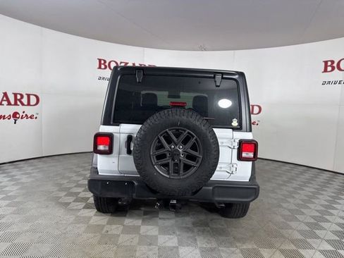 Used 2024 Jeep Wrangler Sport S image 7