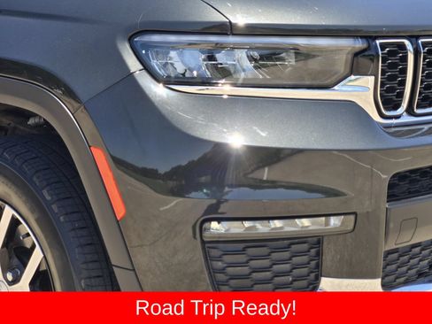 Used 2024 Jeep Grand Cherokee L Limited w/ MOPAR Finishing Package AWD/4WD image 9