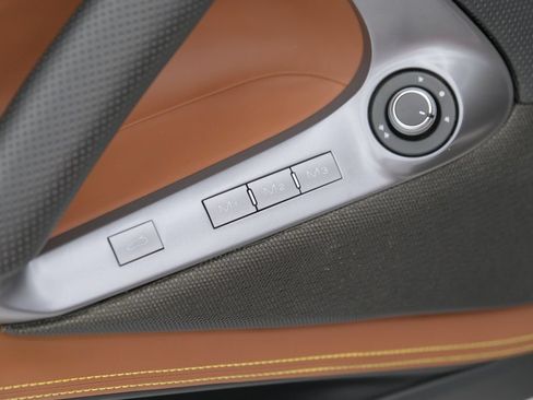 Used 2021 Ferrari 812 GTS RWD image 39