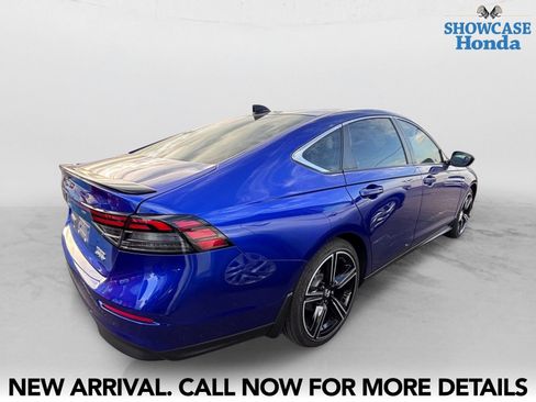 Used 2024 Honda Accord Sport image 5