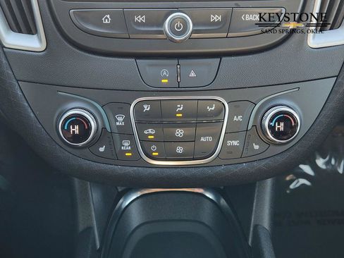 Used 2024 Chevrolet Malibu LT image 20