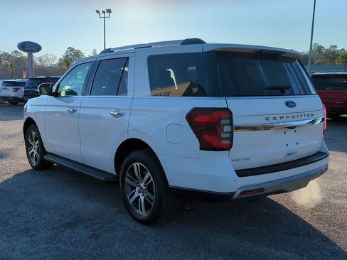 Used 2024 Ford Expedition Limited image 6