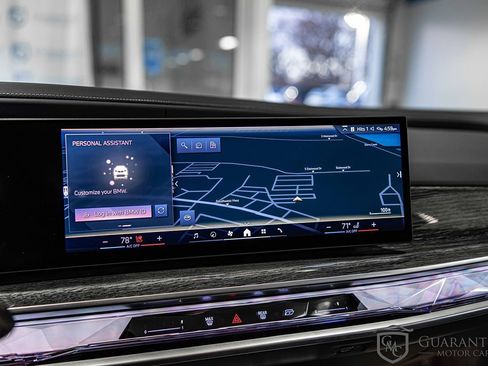 Used 2025 BMW 760i xDrive w/ Executive Package image 28