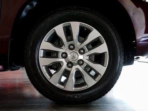 Used 2010 Toyota Sequoia Limited AWD/4WD image 45