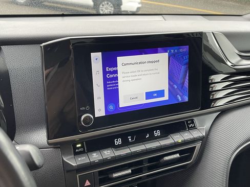 Certified 2025 Toyota Camry SE FWD image 22