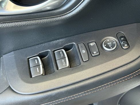 Used 2024 Honda HR-V Sport image 14