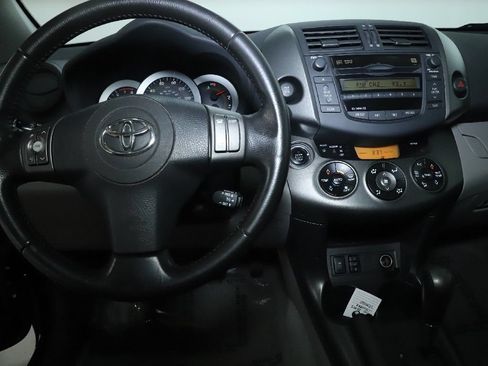 Used 2011 Toyota RAV4 Limited w/ Limited Extra Value Pkg AWD/4WD image 27