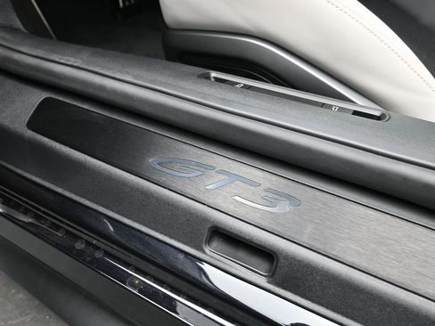 Certified 2026 Porsche 911 GT3 image 14