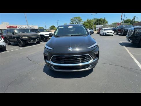 Used 2025 Buick Encore GX Preferred FWD image 3