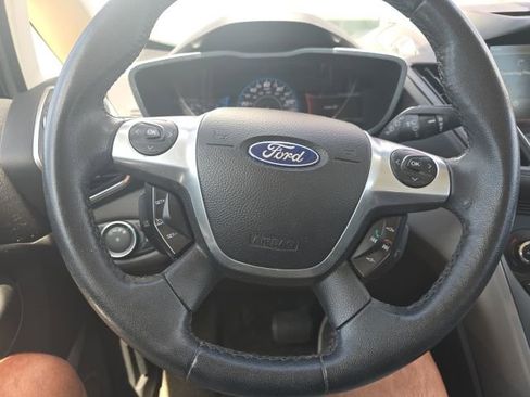 Used 2013 Ford C-MAX SE FWD image 16