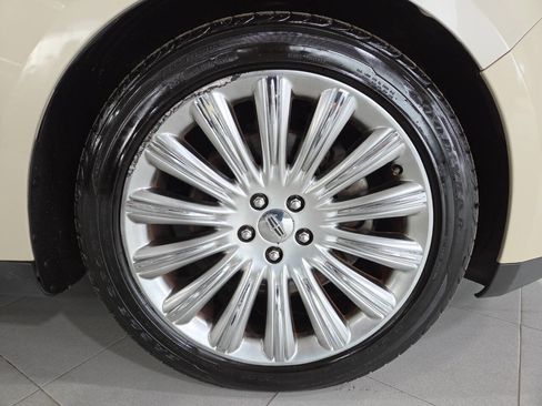 Used 2015 Lincoln MKS AWD w/ Equipment Group 101A image 9
