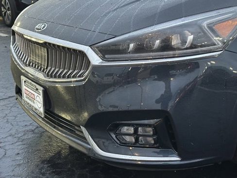 Used 2019 Kia Cadenza Technology image 9
