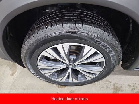 Used 2023 Nissan Rogue SV image 11