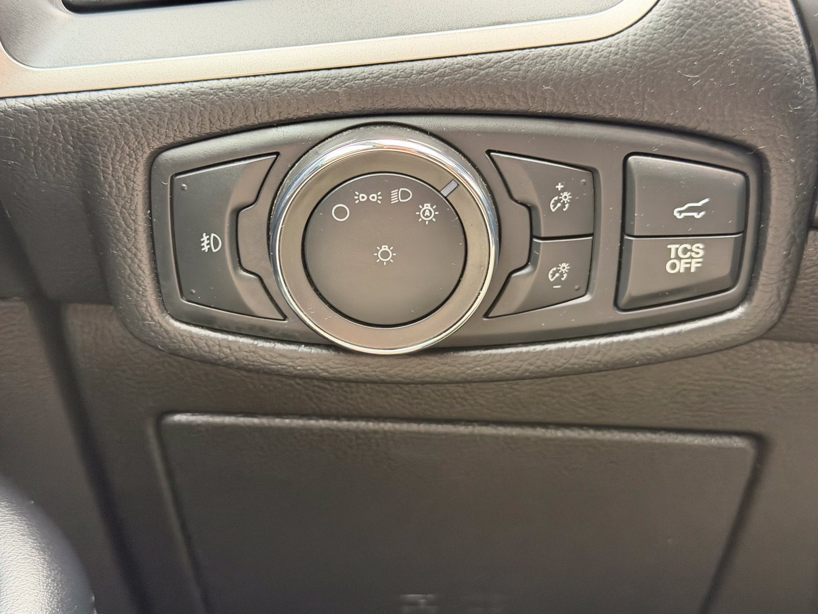 Used 2021 Ford Edge SEL w/ Convenience Package AWD/4WD image 12
