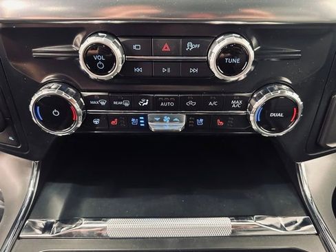 New 2025 Ford F150 Lariat w/ Equipment Group 502A High image 32