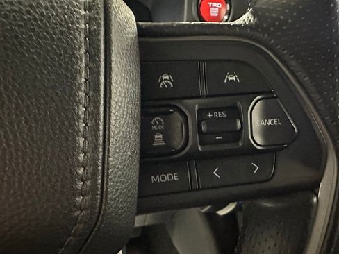 Used 2025 Toyota 4Runner TRD Off-Road image 21