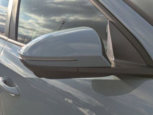 Certified 2025 Hyundai Santa Cruz Limited image 12