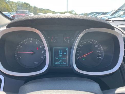 Used 2017 Chevrolet Equinox LT w/ Convenience Package image 20