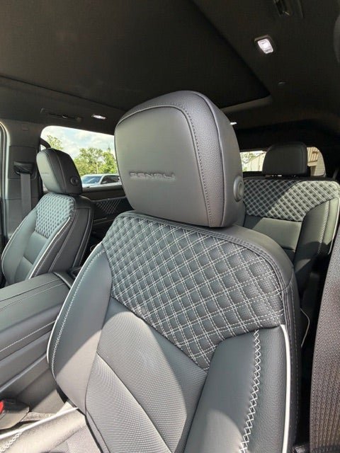 New 2026 GMC Acadia Denali w/ Super Cruise Package FWD image 14