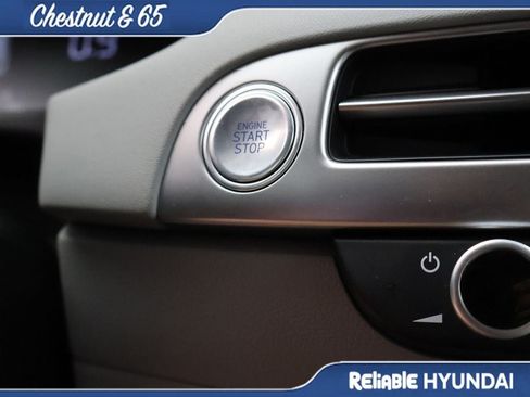 Certified 2025 Hyundai Palisade SEL FWD image 46