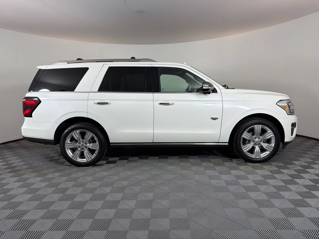 Used 2023 Ford Expedition King Ranch AWD/4WD image 2