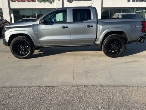 Used 2023 Chevrolet Colorado W/T w/ WT Convenience Package II image 9