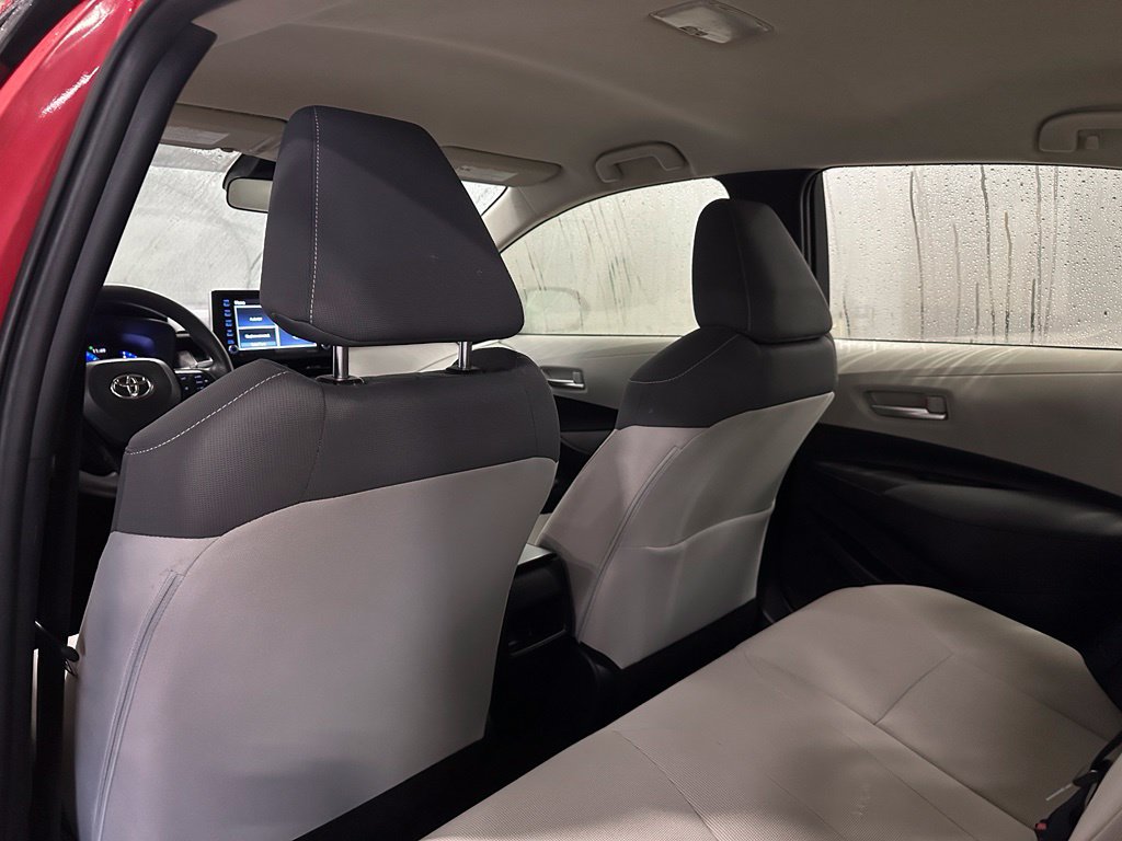 Used 2021 Toyota Corolla LE FWD image 22