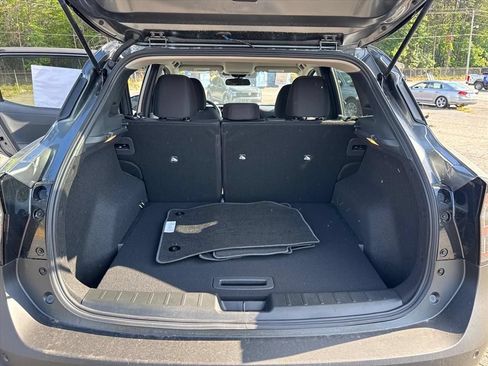 New 2026 Nissan Kicks SV w/ Charging Package FWD image 10