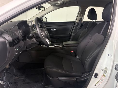 Used 2024 Nissan Sentra SV FWD image 15