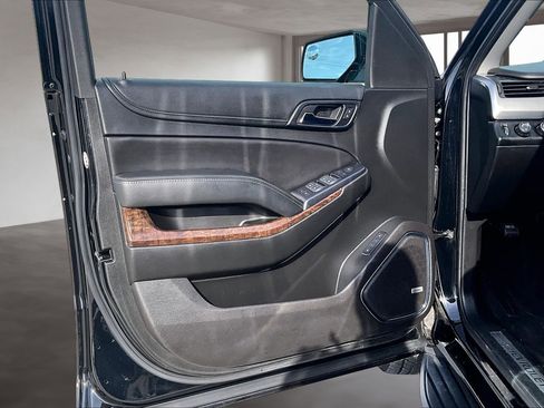 Used 2018 Chevrolet Tahoe LT AWD/4WD image 24