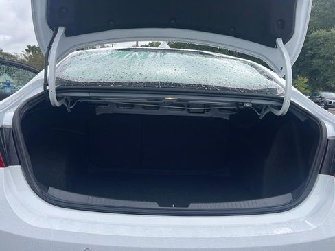 Used 2024 Chevrolet Malibu LT image 24