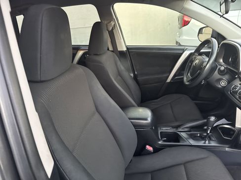 Used 2017 Toyota RAV4 LE image 20
