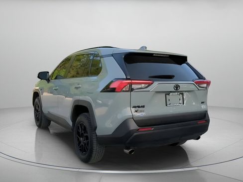 Used 2022 Toyota RAV4 XLE w/ Convenience Package FWD image 21