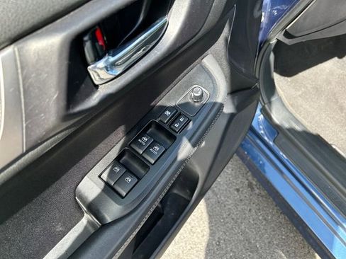 Used 2019 Subaru Legacy 2.5i Premium AWD/4WD image 12