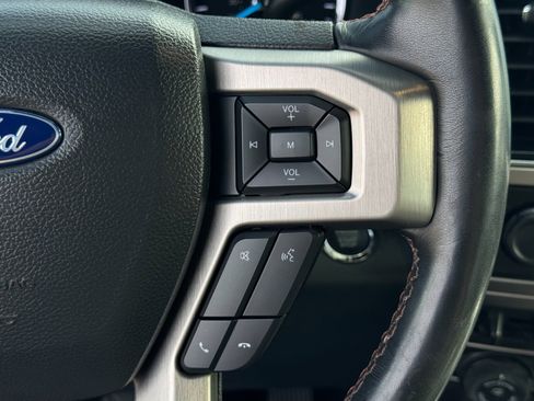 Used 2022 Ford F350 Platinum image 51