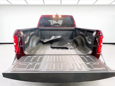 Used 2025 RAM 1500 Big Horn AWD/4WD image 18