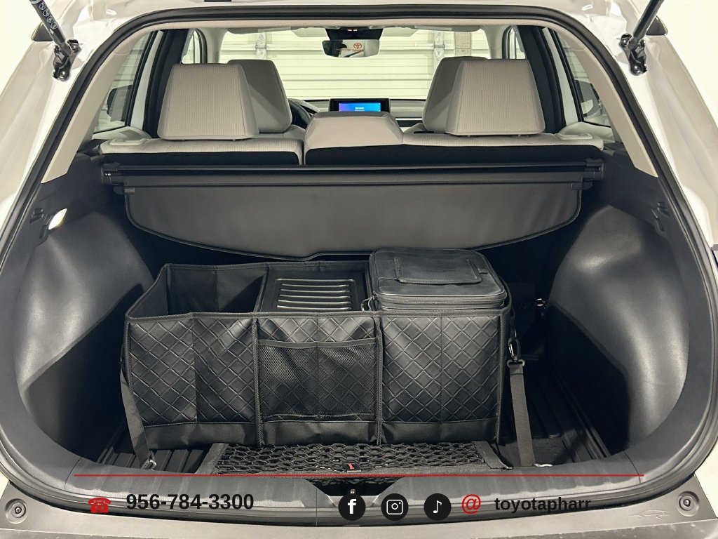 New 2026 Toyota Corolla Cross LE w/ Moonroof Package FWD image 24