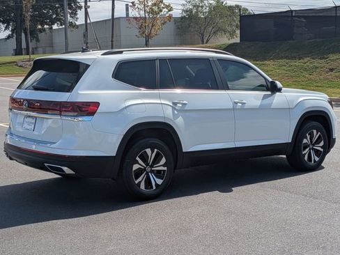 New 2026 Volkswagen Atlas SE FWD image 4