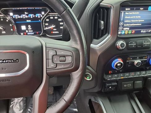 Used 2021 GMC Sierra 1500 Denali w/ Driver Alert Package II AWD/4WD image 38