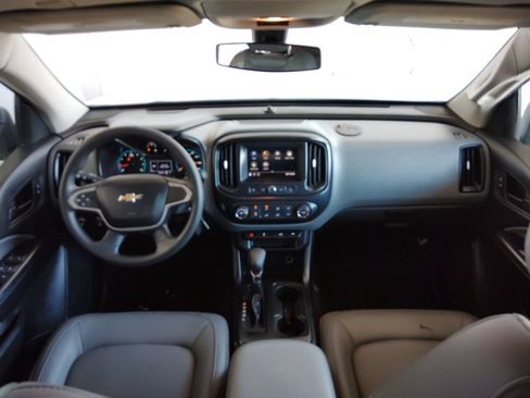 Used 2022 Chevrolet Colorado W/T w/ WT Convenience Package AWD/4WD image 29