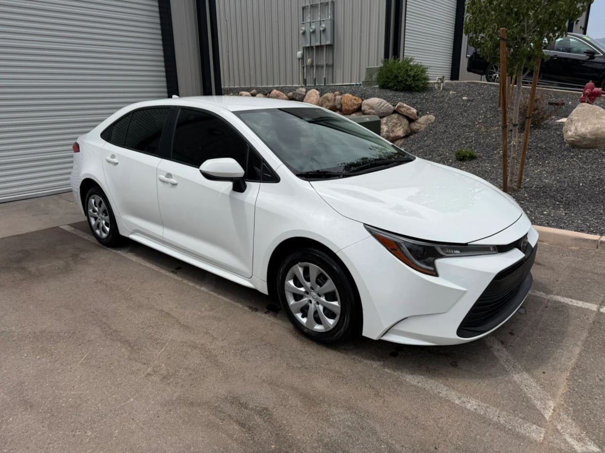 Used 2024 Toyota Corolla LE FWD image 12